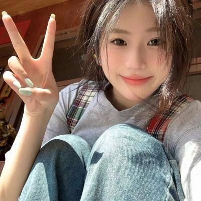 爱情香水海报